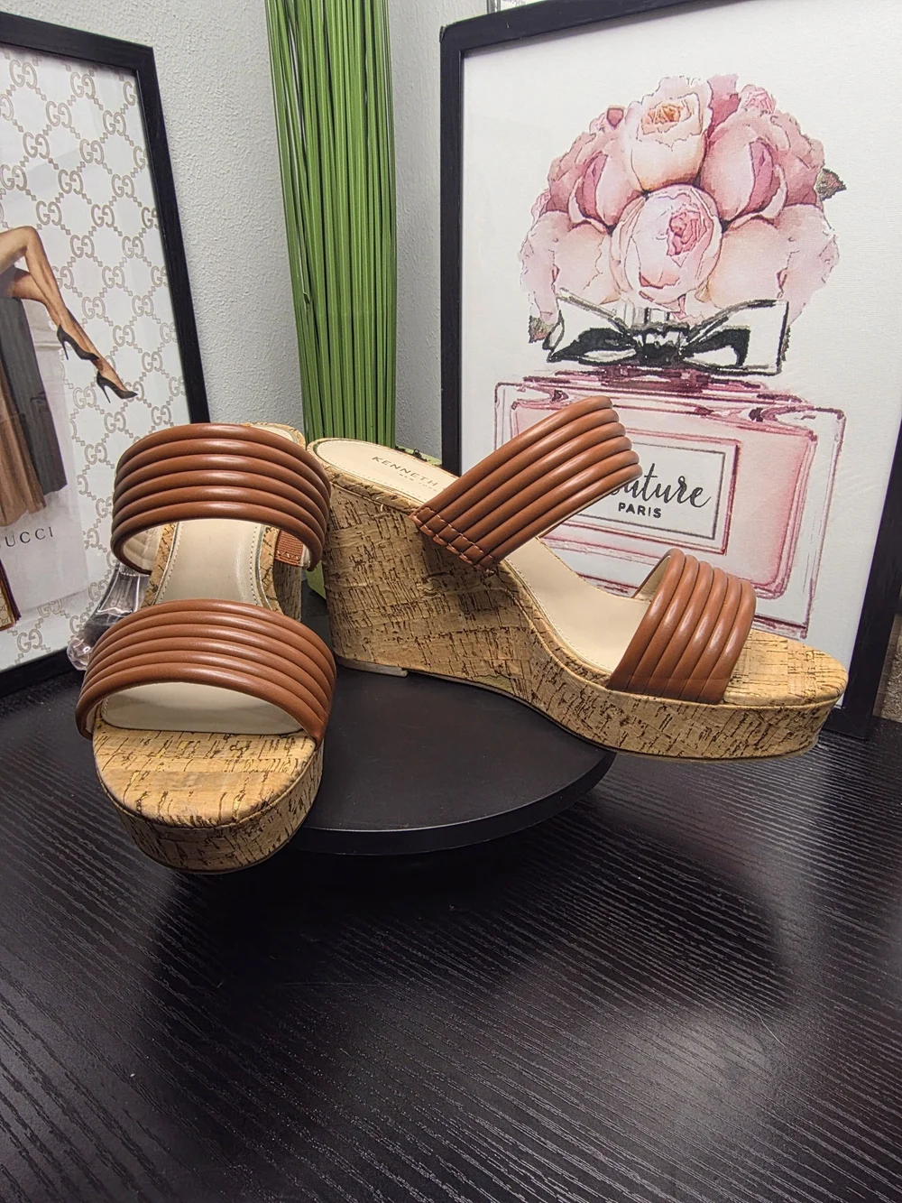 Kenneth Cole Cailyn Wedge Slides